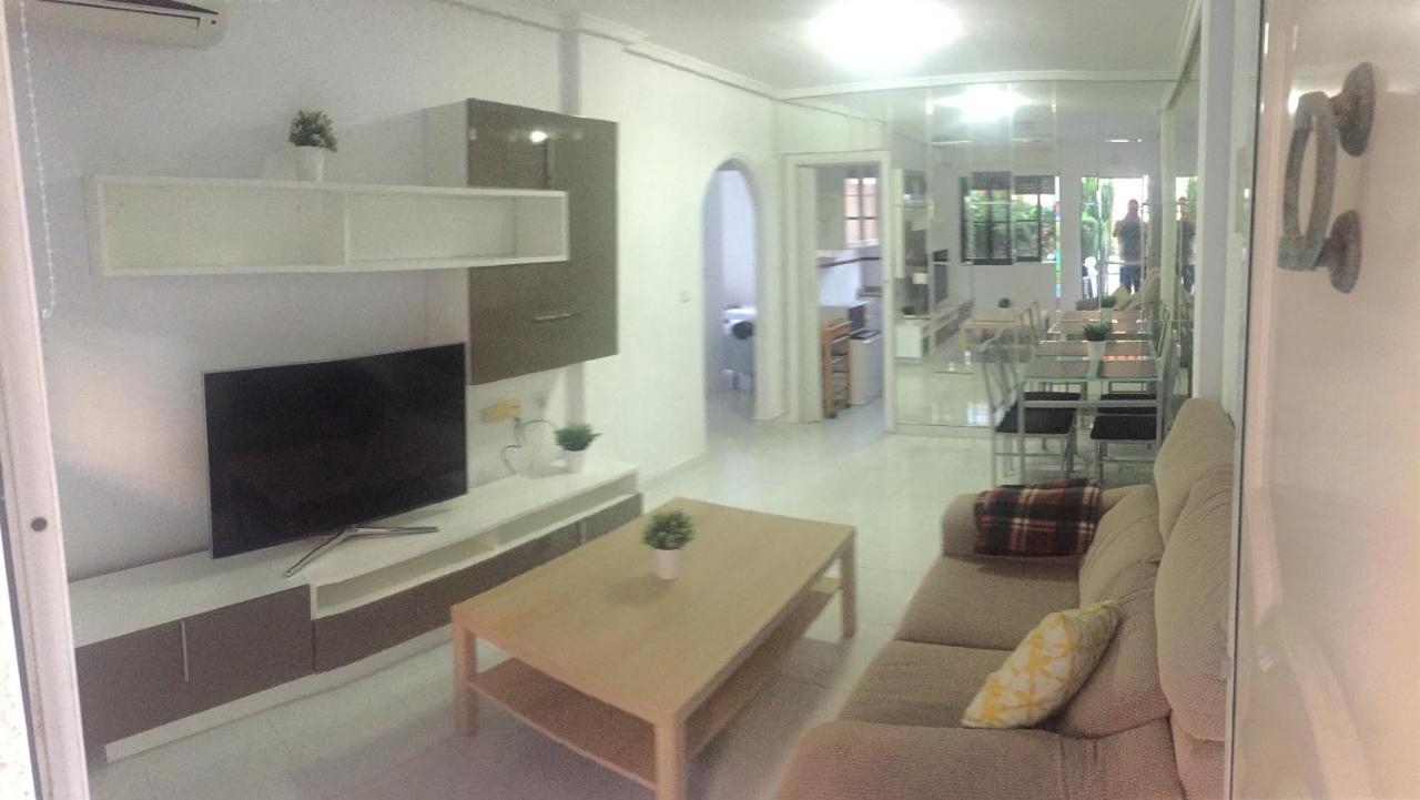 Punta Prima Bungalow Jardin Privado Torrevieja Exterior photo